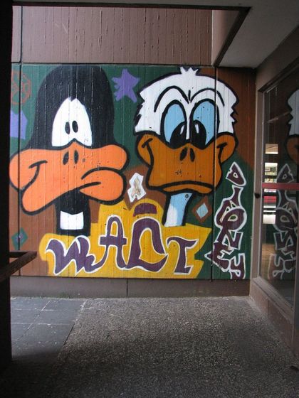 Wandmalerei mit Daffy Duck und Donald Duck
