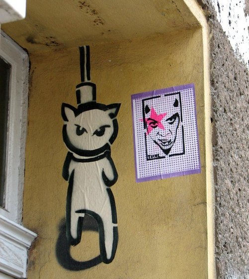 Wandmalerei: erhängte Katze