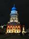 Französischer Dom in Blau-Weiß-Rot